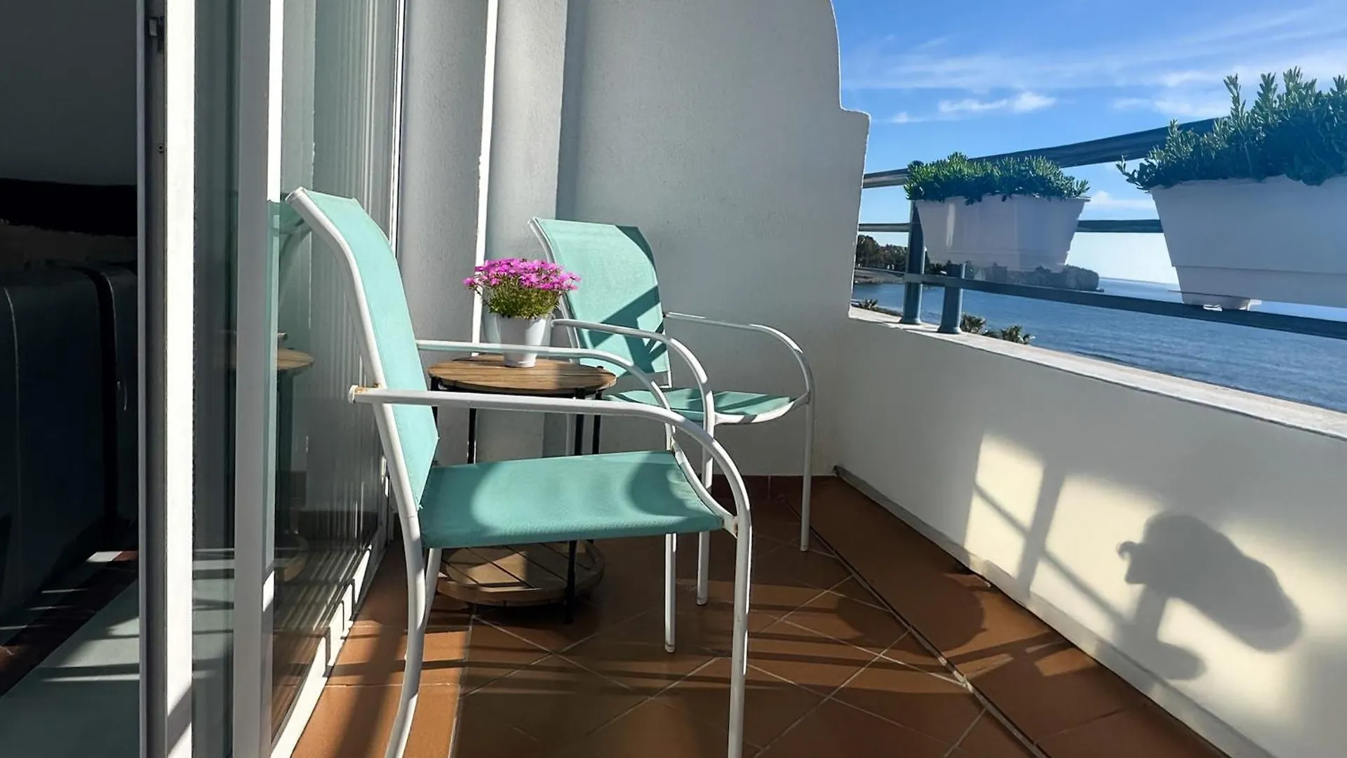 Apartamento Aguamarina 4B Primera Linea De Playa Estepona Spagna